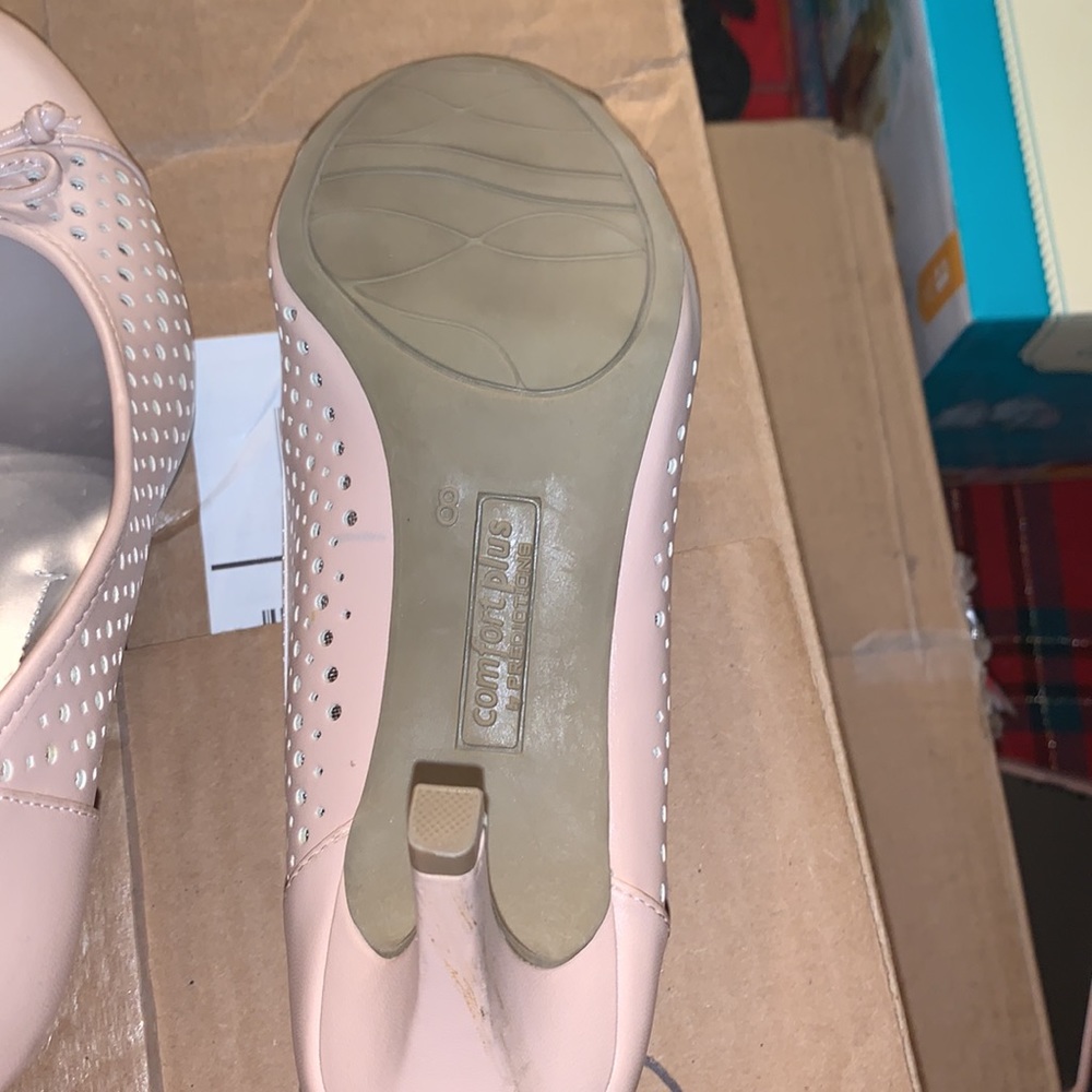 Powder Pink Pumps - Picture 4 of 6